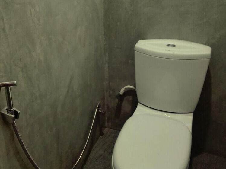 פנסיון Mango Shade