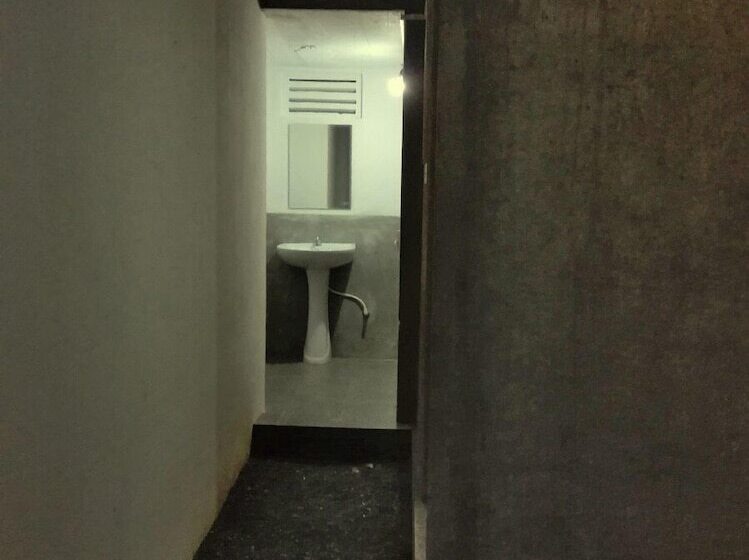 פנסיון Mango Shade