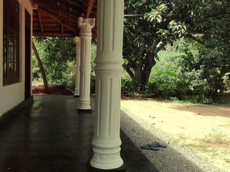 פנסיון Mango Shade