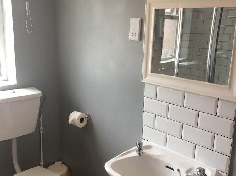 פנסיון White Lodge Guest House