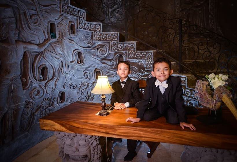 리조트 Avalon Ubud Villas