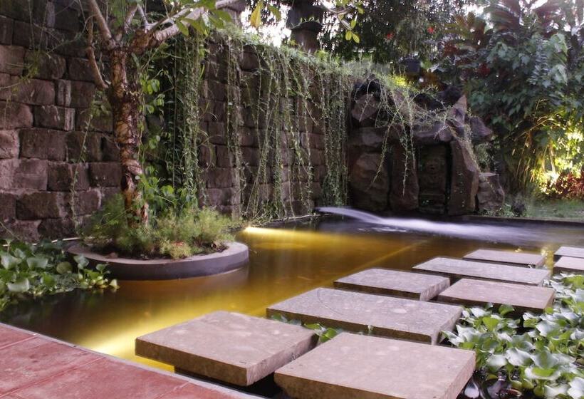 אתר נופש Avalon Ubud Villas