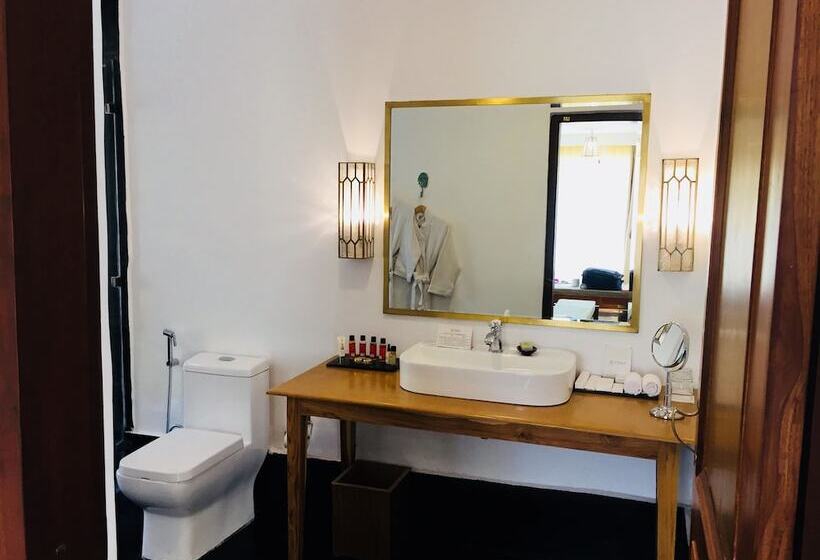 Saraca Resort & Spa Corbett