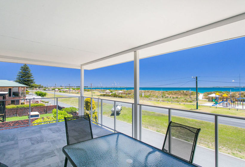 Beach Rd Villas By Rockingham Apartments