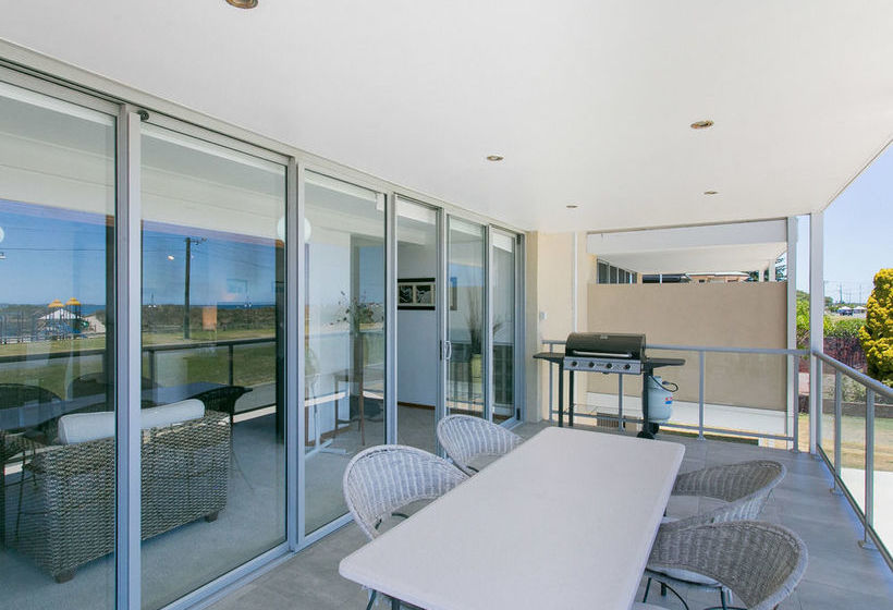 Beach Rd Villas By Rockingham Apartments