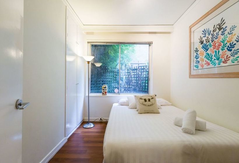 Selena, 2bdr South Yarra Apartment