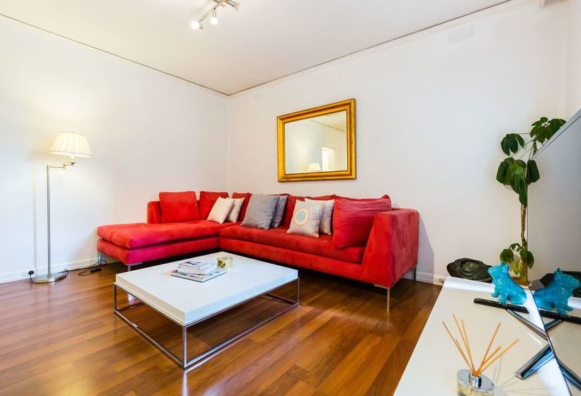 Selena, 2bdr South Yarra Apartment