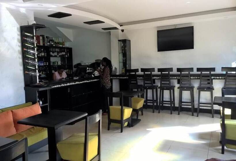 Shumuk Hotel And Apartments