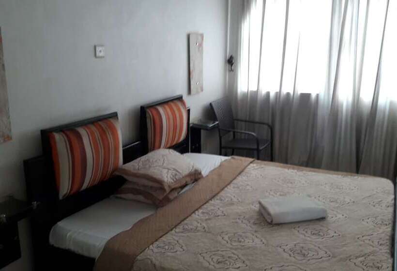 Shumuk Hotel And Apartments