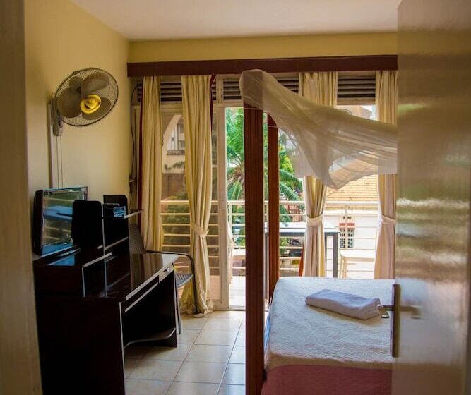 Shumuk Hotel And Apartments