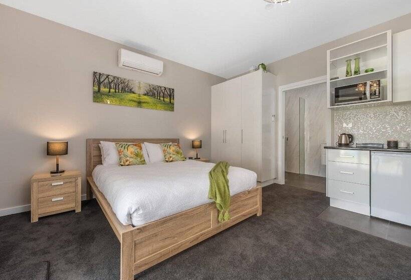 The Wellington Bed And Breakfast