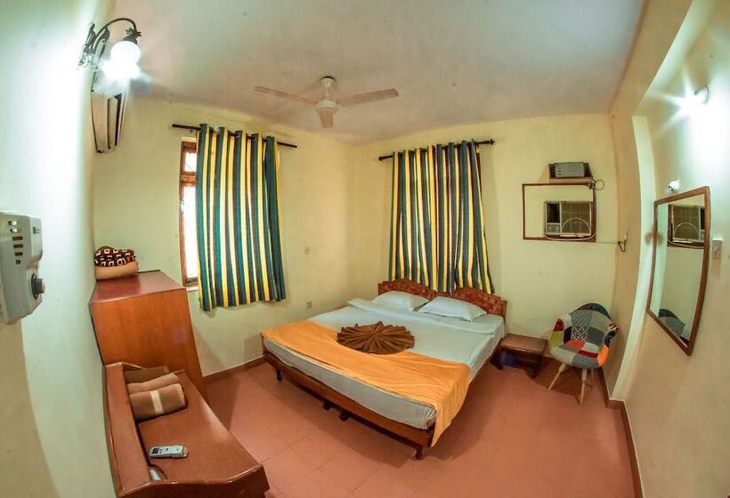 Showstopper Apartments 1 Bhk Pool View