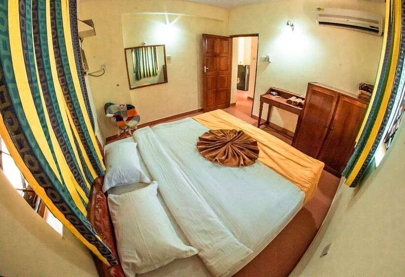 Showstopper Apartments 1 Bhk Pool View