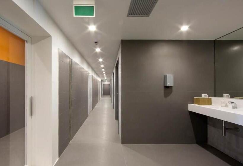 호스텔 Bed & Boarding