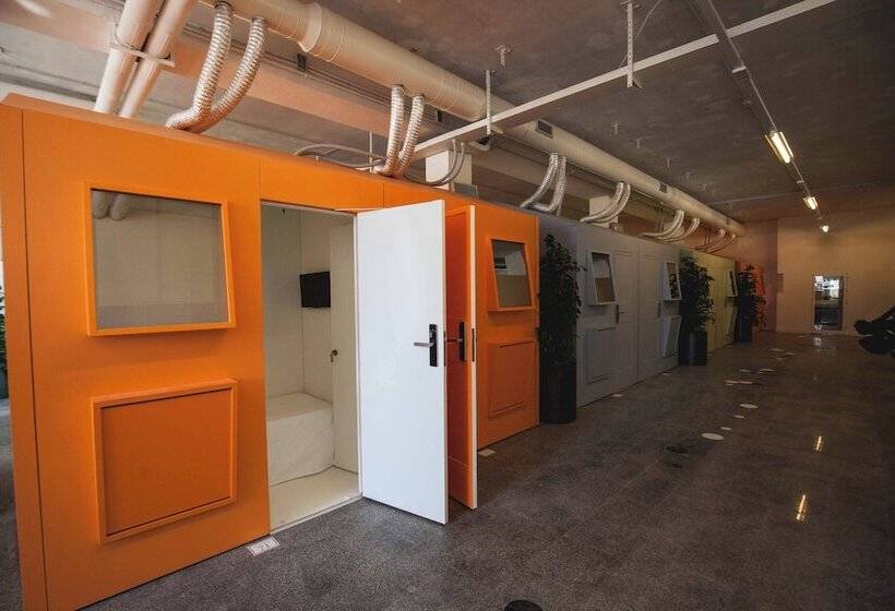 호스텔 Bed & Boarding