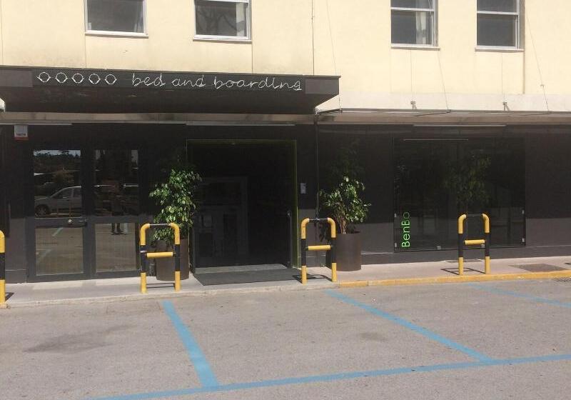 호스텔 Bed & Boarding