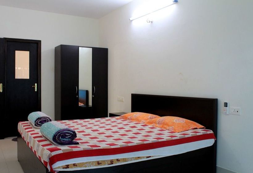 Apartment Near Candolim Beach Cm050