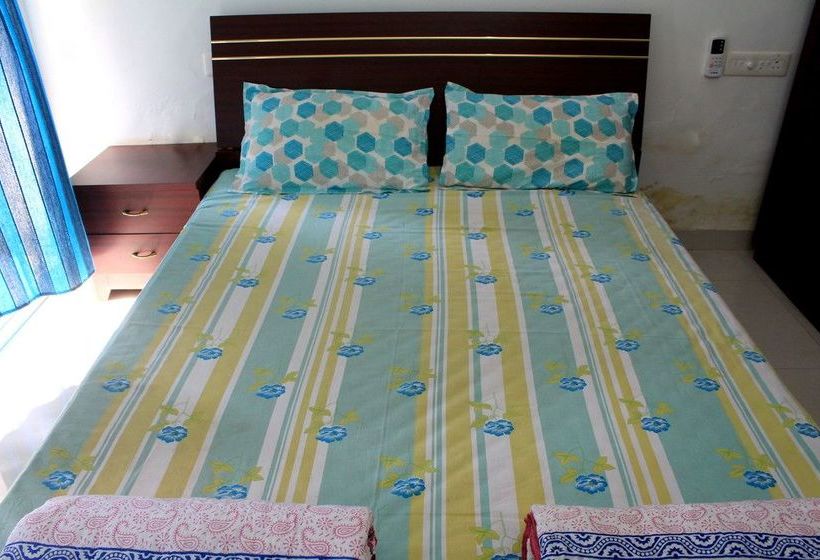 Apartment Near Candolim Beach Cm050