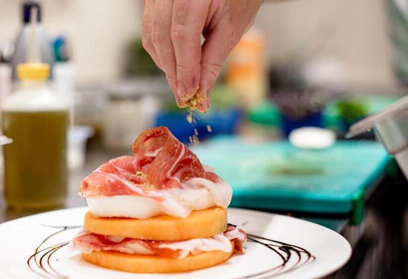 مبيت وإفطار Bernina Express Rooms