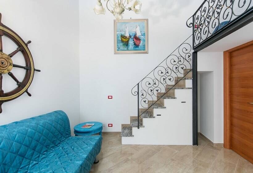 ベッドアンドブレックファースト Capri Dreaming