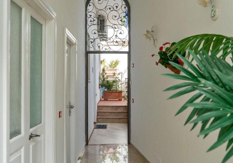 ベッドアンドブレックファースト Capri Dreaming