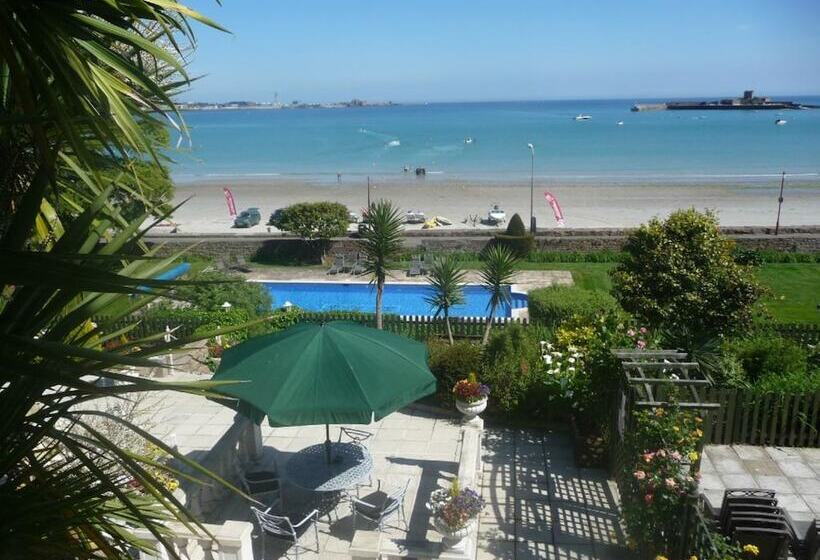 ベッドアンドブレックファースト La Haule Manor