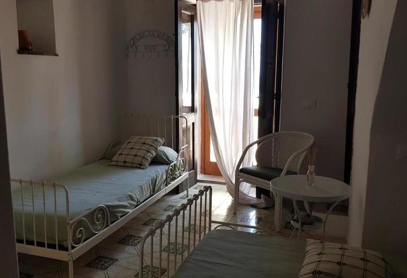 Bed and Breakfast La Villa Rossa