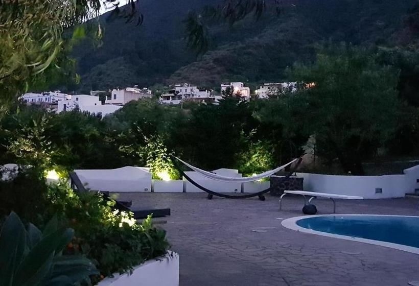 Bed and Breakfast La Villa Rossa