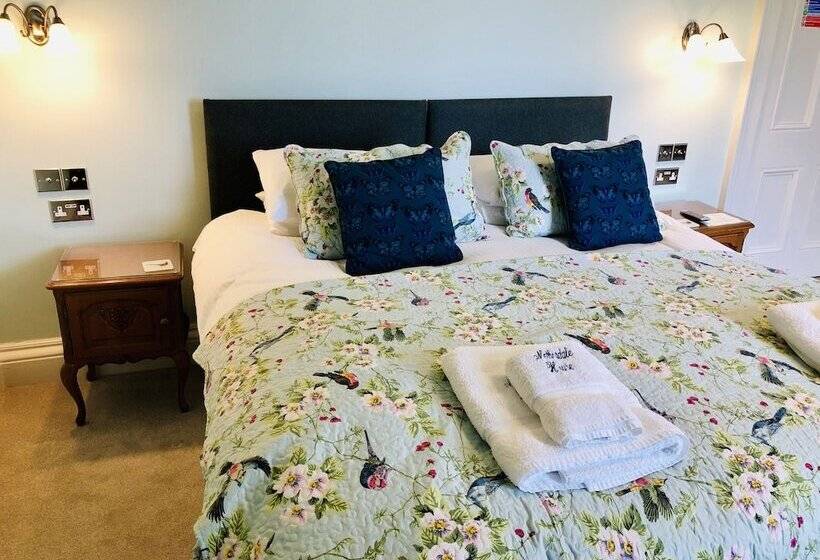 مبيت وإفطار Netherdale House And Coach House