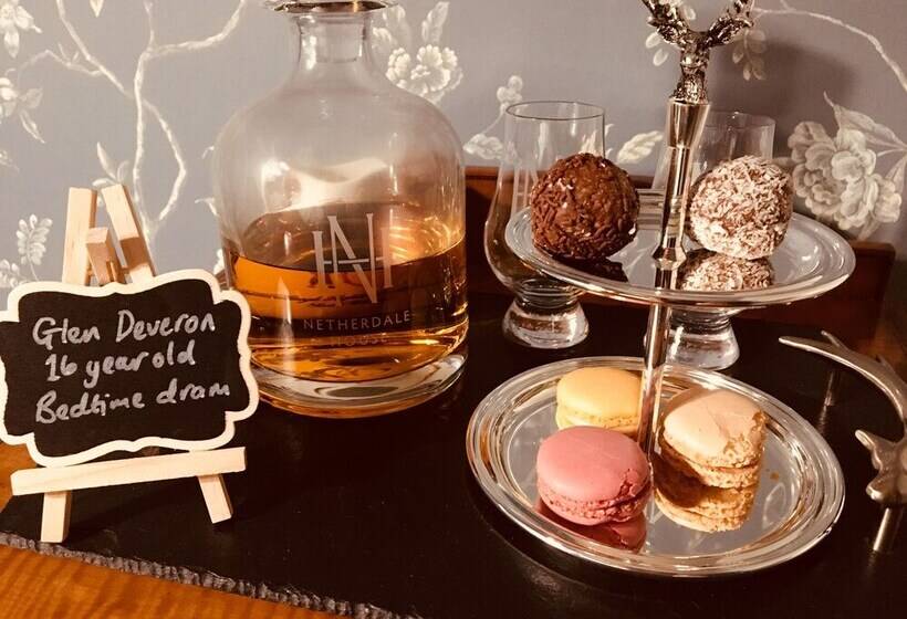 민박 Netherdale House And Coach House