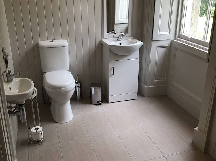 민박 Netherdale House And Coach House