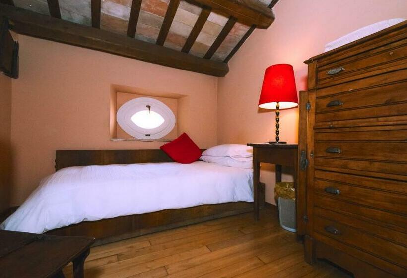 مبيت وإفطار Palazzo Romani Adami