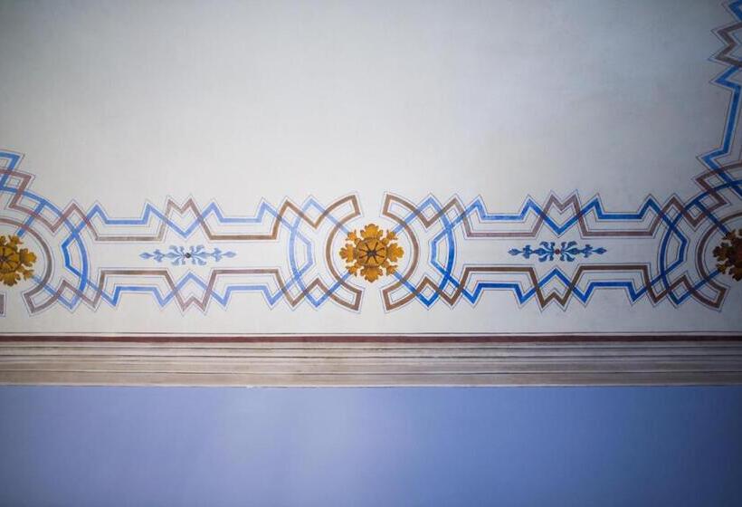 مبيت وإفطار Palazzo Romani Adami