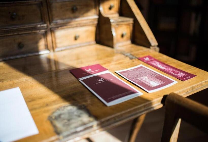 مبيت وإفطار Palazzo Romani Adami