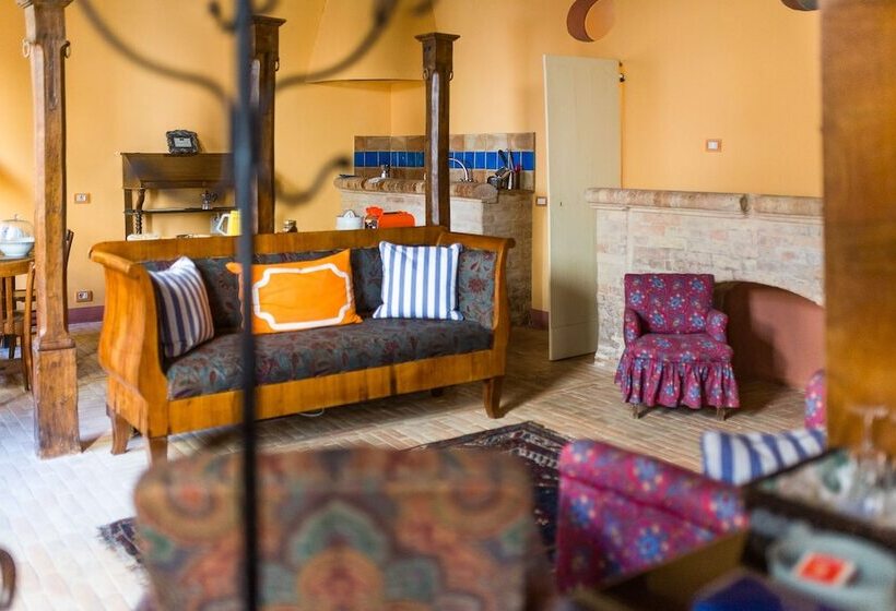 مبيت وإفطار Palazzo Romani Adami