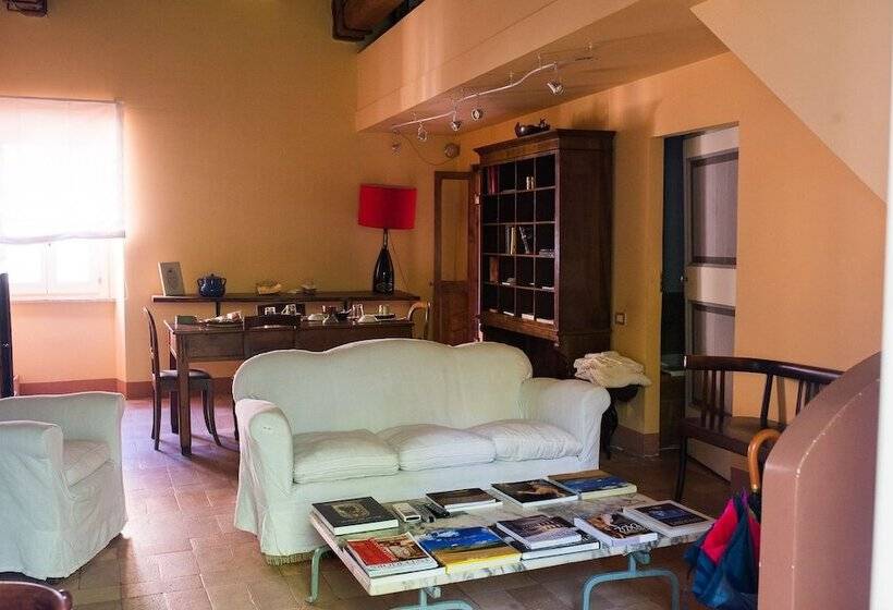 مبيت وإفطار Palazzo Romani Adami