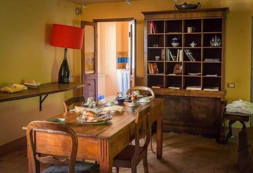 مبيت وإفطار Palazzo Romani Adami