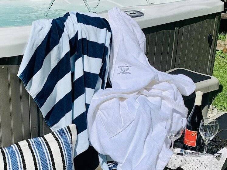 مبيت وإفطار Buttonwood Inn On Mount Surprise