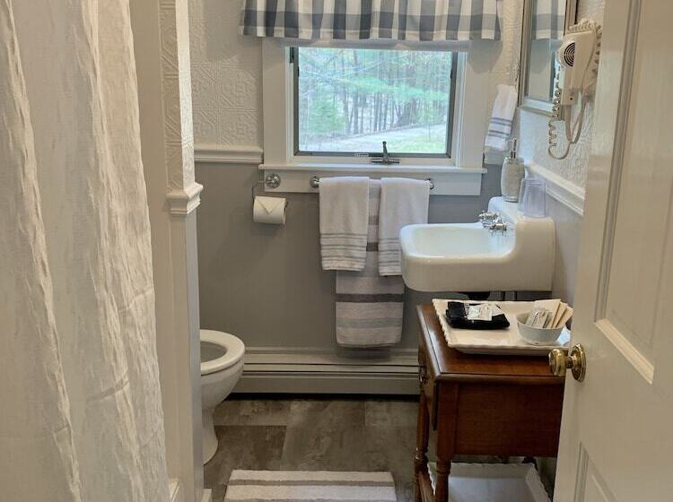 مبيت وإفطار Buttonwood Inn On Mount Surprise