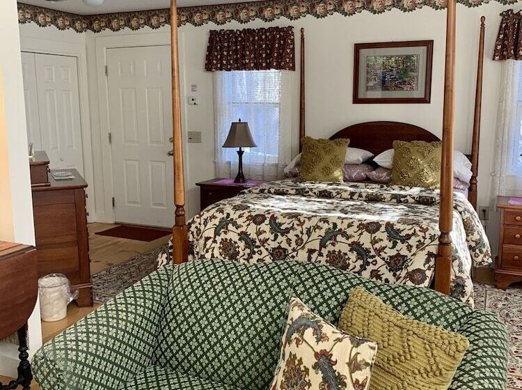 مبيت وإفطار Buttonwood Inn On Mount Surprise