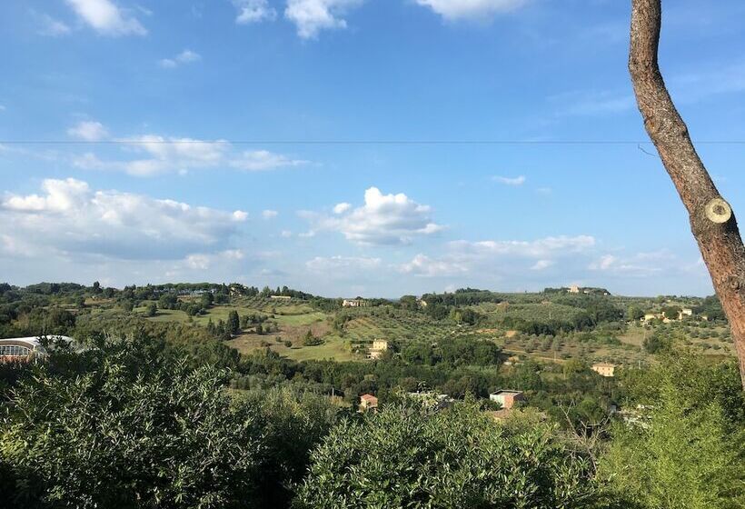 مبيت وإفطار Villa Paola Design