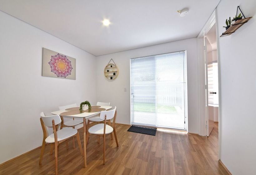 Belmont Apartment Near Perth City 3404