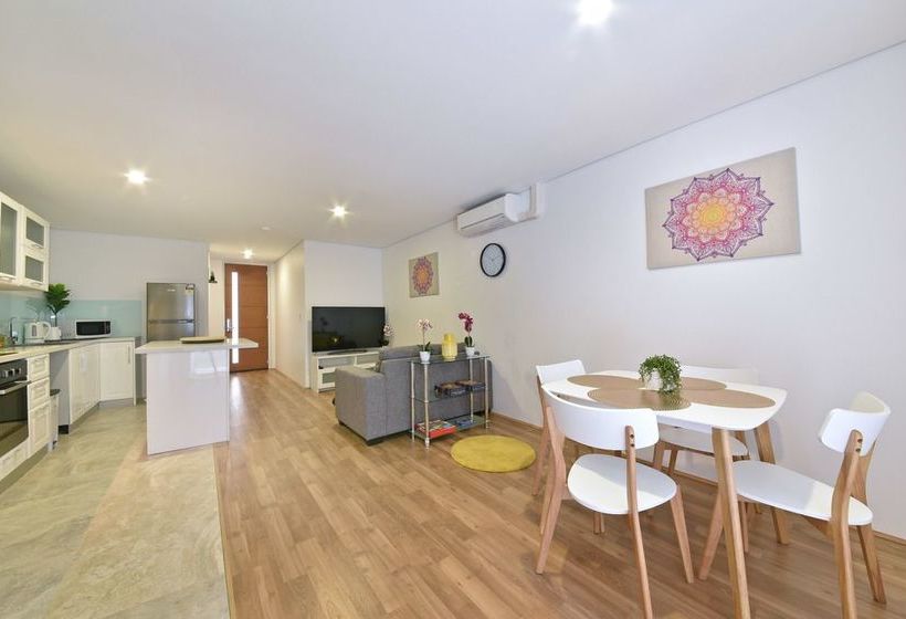 Belmont Apartment Near Perth City 3404