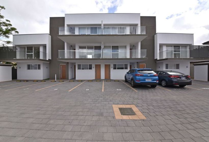 Belmont Apartment Near Perth City 3404