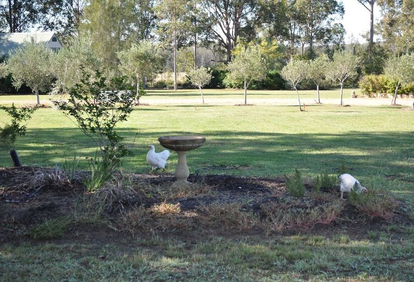 Bracken Ridge Villas