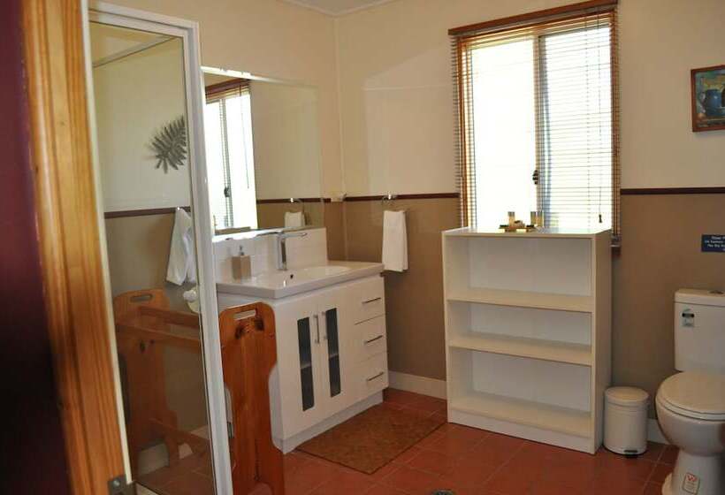 Bracken Ridge Villas