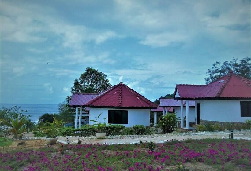 Busua Paradiso Beach Resort