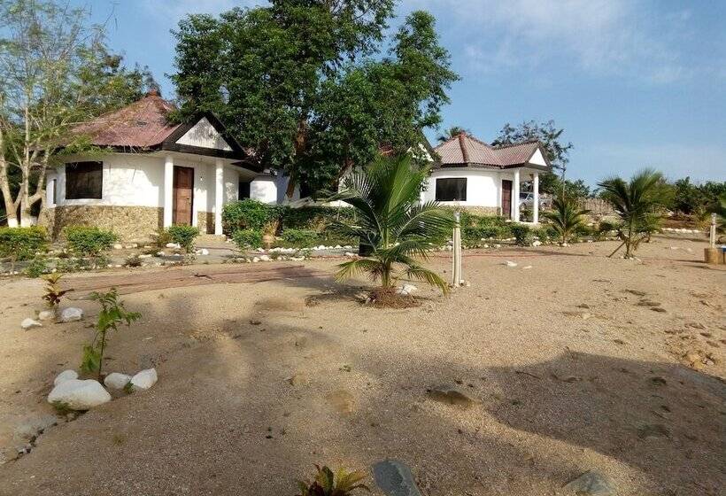 Busua Paradiso Beach Resort