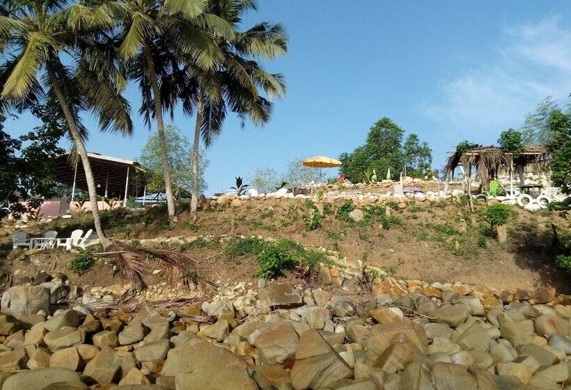 Busua Paradiso Beach Resort