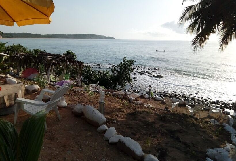 Busua Paradiso Beach Resort